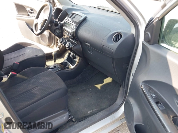 2009 Scion xD with VIN JTKKU10439J034827, listed as a IAAI auction lot 42441584 with 192,136 mi miles and . Bid and sale history available at DreamBid. Image 5.