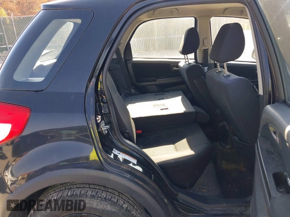 2013 Suzuki SX4 Crossover with VIN JS2YB5A32D6100600, listed as a IAAI auction lot 40667095 with 192,636 mi miles. Bid and sale history available at carsss.com. Image 8.