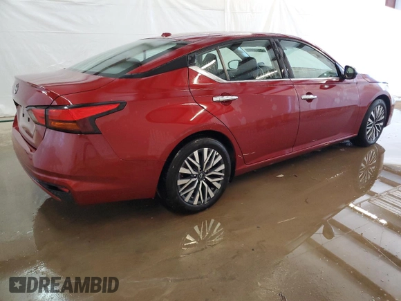 2025 Nissan Altima SV with VIN 1N4BL4DV5SN300593, listed as a Copart auction lot 52999825 with Not Provided miles and Clean Title. Bid and sale history available at DreamBid. Image 3.