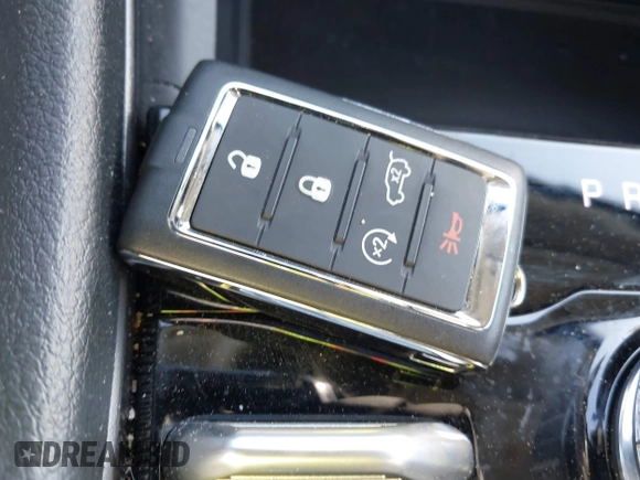 2024 Jeep Grand Cherokee с VIN 1C4RJYB61RC713750, выставлен на аукционе IAAI как лот 42149409 с пробегом 9 931 миль миль и . История ставок и продаж доступна на DreamBid. Изображение 11.