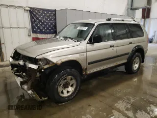 2004 Mitsubishi Montero Sport LS with VIN JA4MT21R94J005905, listed as a Copart auction lot 44684575 with 187,274 mi miles and Salvage Title. Bid and sale history available at carsss.com. Image 1.
