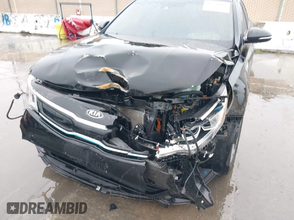 2020 Kia Optima Hybrid EX with VIN KNAGU4LE2L5039095, listed as a IAAI auction lot 41746011 with 82,014 mi miles. Bid and sale history available at carsss.com. Image 6.