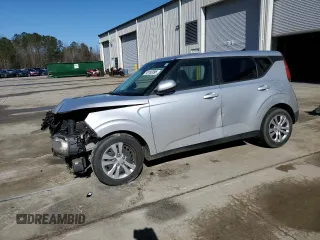 2020 Kia Soul LX with VIN KNDJ23AU2L7102414, listed as a Copart auction lot 48180095 with 98,371 mi miles and Salvage Title. Bid and sale history available at carsss.com. Image 1.