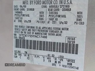 2000 Ford F-150 XL with VIN 1FTZX1725YNC17400, listed as a IAAI auction lot 42031955 with 1 mi miles. Bid and sale history available at carsss.com. Image 9.