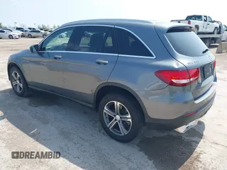2016 Mercedes-Benz GLC with VIN WDC0G4JB4GF084697, listed as a IAAI auction lot 41929271 with 129,146 mi miles. Bid and sale history available at carsss.com. Image 3.