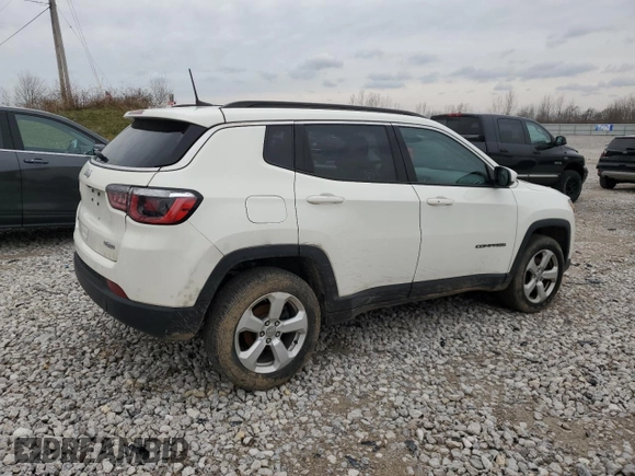 2018 Jeep Compass Latitude z VIN 3C4NJDBBXJT398962, wystawiony jako Copart lot #51568285 z przebiegiem 102 452 mil mil oraz Czysty tytuł • Clean title. Historia ofert i sprzedaży dostępna na DreamBid. Obrazek 3.