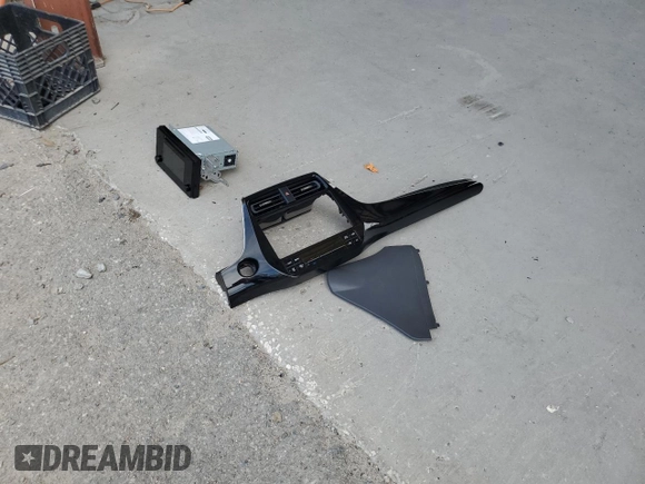 2017 Toyota Prius Two с VIN JTDKBRFU9H3045286, выставлен на аукционе Copart как лот 50253815 с пробегом 28 048 миль миль и Списание • Salvage title. История ставок и продаж доступна на DreamBid. Изображение 12.