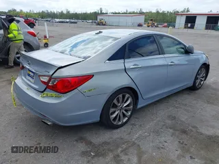2012 Hyundai Sonata SE with VIN 5NPEC4AB9CH475853, listed as a IAAI auction lot 42084329 with 143,146 mi miles and . Bid and sale history available at carsss.com. Image 4.