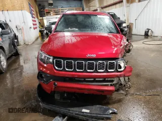 2025 Jeep Compass Latitude с VIN 3C4NJDBN6ST537089, выставлен на аукционе Copart как лот 66408035 с пробегом 2 595 миль миль и На запчасти • Non repairable. История ставок и продаж доступна на DreamBid. Изображение 5.