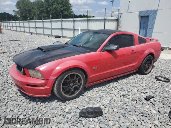 2007 Ford Mustang GT Deluxe with VIN 1ZVFT82H775333955, listed as a Copart auction lot 54376685 with 147,520 mi miles and Salvage Title. Bid and sale history available at carsss.com. Image 1.