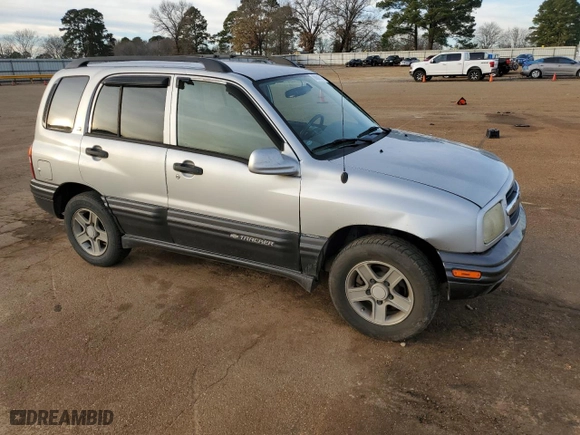 2004 Chevrolet Tracker LT with VIN 2CNBE634X46900683, listed as a Copart auction lot 88601815 with NaN miles and Salvage Title. Bid and sale history available at carsss.com. Image 4.