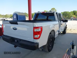2021 Ford F-150 XL z VIN 1FTEX1C56MKE47893, wystawiony jako IAAI lot #42095350 z przebiegiem 89 885 mil mil oraz . Historia ofert i sprzedaży dostępna na DreamBid. Obrazek 4.