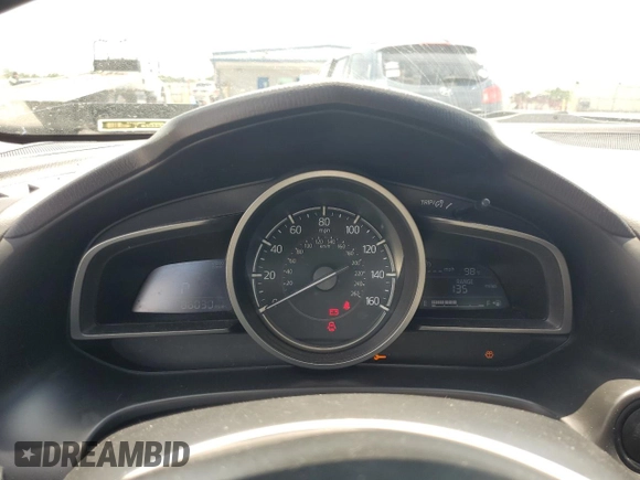 2018 Mazda 3 Touring z VIN 3MZBN1V30JM243211, wystawiony jako Copart lot #58324975 z przebiegiem 86 030 mil mil oraz Szkoda całkowita • Salvage title. Historia ofert i sprzedaży dostępna na DreamBid. Obrazek 9.