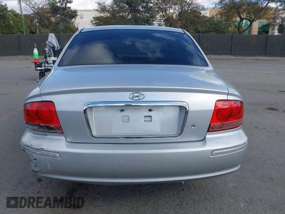 2003 Hyundai Sonata GLS with VIN KMHWF35H93A897855, listed as a IAAI auction lot 41527610 with 122,010 mi miles. Bid and sale history available at carsss.com. Image 16.