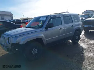 2016 Jeep Patriot Sport with VIN 1C4NJPBB0GD801752, listed as a IAAI auction lot 41448570 with 108,859 mi miles. Bid and sale history available at carsss.com. Image 14.