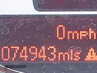 2014 MINI Countryman S z VIN WMWZC3C56EWP52407, wystawiony jako IAAI lot #42255716 z przebiegiem 74 943 mil mil oraz . Historia ofert i sprzedaży dostępna na DreamBid. Obrazek 15.