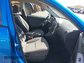 2008 Toyota Matrix STD with VIN 2T1KR32E08C693338, listed as a IAAI auction lot 41894527 with 70,564 mi miles and . Bid and sale history available at DreamBid. Image 5.
