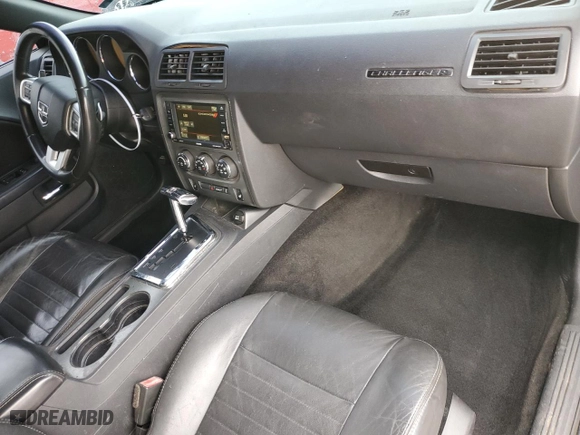 2013 Dodge Challenger R/T with VIN 2C3CDYBT9DH558815, listed as a Copart auction lot 47601315 with 124,098 mi miles and Salvage Title. Bid and sale history available at carsss.com. Image 8.
