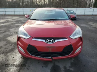2012 Hyundai Veloster w/Gray Int with VIN KMHTC6AD6CU077585, listed as a Copart auction lot 84170474 with 101,723 mi miles and Salvage title. Bid and sale history available at DreamBid. Image 5.