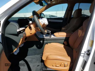 2025 Genesis GV80 Prestige with VIN KMUHEESC1SU250011, listed as a Copart auction lot 46520165 with 2,455 mi miles and Salvage Title. Bid and sale history available at DreamBid. Image 7.