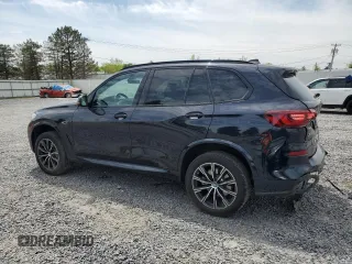 2023 BMW X5 xDrive45e z VIN 5UXTA6C01P9R61137, wystawiony jako Copart lot #56458155 z przebiegiem 27 501 mil mil oraz Szkoda całkowita • Salvage title. Historia ofert i sprzedaży dostępna na DreamBid. Obrazek 2.