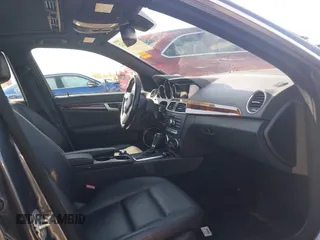2013 Mercedes-Benz C-Class C 300 Sport with VIN WDDGF8AB4DR270366, listed as a IAAI auction lot 41964712 with 164,398 mi miles. Bid and sale history available at carsss.com. Image 5.