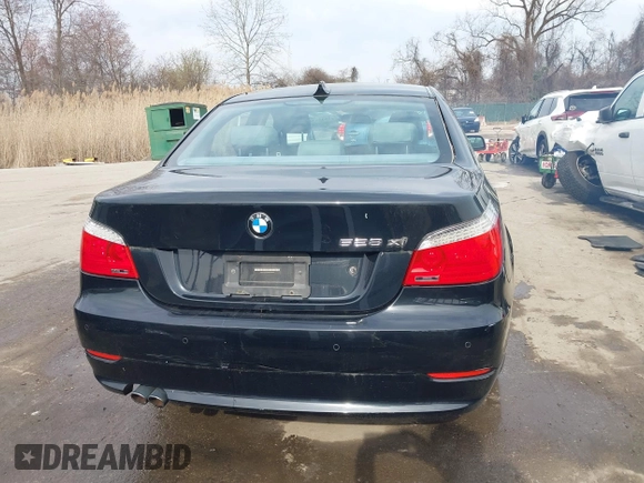 2008 BMW 5 Series 528xi with VIN WBANV13538CZ56228, listed as a IAAI auction lot 41842631 with 92,806 mi miles. Bid and sale history available at carsss.com. Image 16.