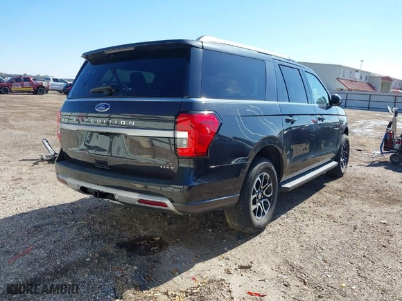 2023 Ford Expedition Max XLT with VIN 1FMJK1J8XPEA16675, listed as a IAAI auction lot 41360895 with NaN miles. Bid and sale history available at carsss.com. Image 4.