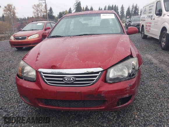 2009 Kia Spectra EX with VIN KNAFE222695621925, listed as a IAAI auction lot 40657622 with 135,647 mi miles. Bid and sale history available at carsss.com. Image 6.