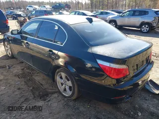 2008 BMW 5 Series 528xi with VIN WBANV13598CZ54306, listed as a IAAI auction lot 41779114 with 118,200 mi miles. Bid and sale history available at carsss.com. Image 3.