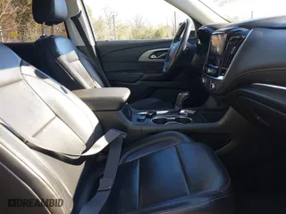 2020 Chevrolet Traverse LT Leather with VIN 1GNEVHKWXLJ305678, listed as a IAAI auction lot 41315764 with 64,323 mi miles. Bid and sale history available at carsss.com. Image 5.