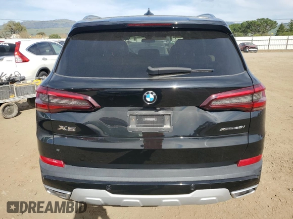 2021 BMW X5 xDrive40i z VIN 5UXCR6C03M9E85738, wystawiony jako Copart lot #47346135 z przebiegiem 28 117 mil mil oraz Szkoda całkowita • Salvage title. Historia ofert i sprzedaży dostępna na DreamBid. Obrazek 6.
