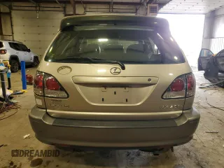 2003 Lexus RX 300 with VIN JTJHF10U330312275, listed as a Copart auction lot 84714964 with 196,367 mi miles and Salvage Title. Bid and sale history available at carsss.com. Image 6.