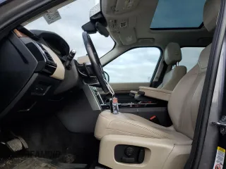 2018 Land Rover Discovery HSE with VIN SALRR2RV5JA061338, listed as a Copart auction lot 40031284 with 55,844 mi miles. Bid and sale history available at carsss.com. Image 7.