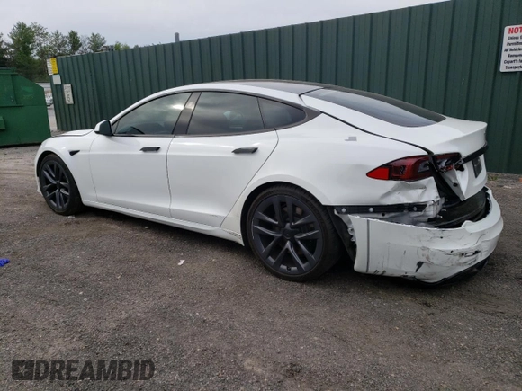 2021 Tesla Model S Long Range z VIN 5YJSA1E59MF438359, wystawiony jako Copart lot #57794325 z przebiegiem 31 651 mil mil oraz Szkoda całkowita • Salvage title. Historia ofert i sprzedaży dostępna na DreamBid. Obrazek 2.