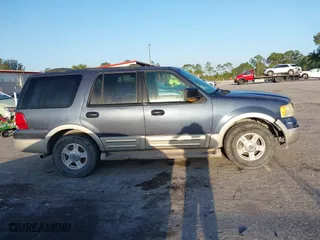 2005 Ford Expedition Eddie Bauer with VIN 1FMFU17505LA92105, listed as a IAAI auction lot 41963131 with 179,104 mi miles. Bid and sale history available at carsss.com. Image 13.