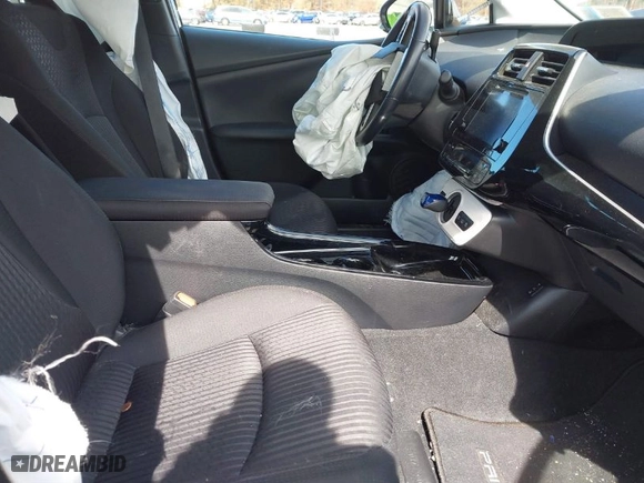 2018 Toyota Prius Prime Plus with VIN JTDKARFP3J3096141, listed as a IAAI auction lot 41822905 with 61,159 mi miles. Bid and sale history available at carsss.com. Image 5.