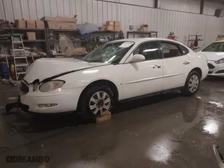 2007 Buick LaCrosse CX with VIN 2G4WC582071215229, listed as a IAAI auction lot 40378376 with 127,436 mi miles. Bid and sale history available at carsss.com. Image 17.