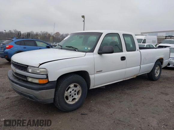 1999 Chevrolet Silverado 1500 LS with VIN 1GCEC19V7XE185680, listed as a IAAI auction lot 42020619 with 246,660 mi miles. Bid and sale history available at carsss.com. Image 2.