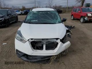 2019 Nissan Kicks S with VIN 3N1CP5CU8KL505538, listed as a Copart auction lot 80825934 with 88,022 mi miles and Salvage Title. Bid and sale history available at DreamBid. Image 5.