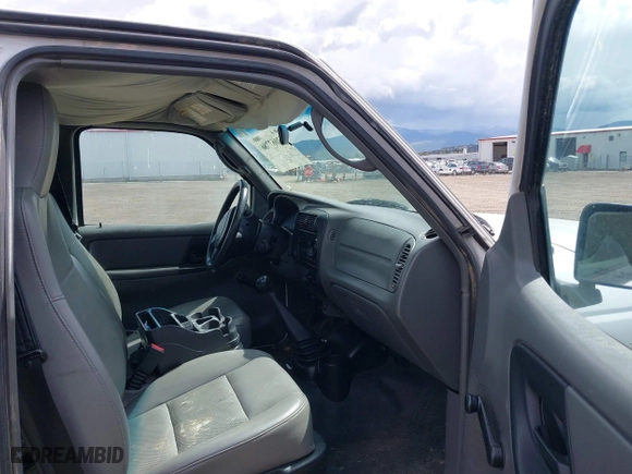 2004 Ford Ranger XL with VIN 1FTYR10D64PA50996, listed as a IAAI auction lot 42067786 with 229,502 mi miles. Bid and sale history available at carsss.com. Image 5.