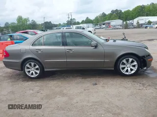 2009 Mercedes-Benz E Luxury 3.5L with VIN WDBUF87X09B418737, listed as a IAAI auction lot 42114852 with 93,014 mi miles. Bid and sale history available at carsss.com. Image 13.