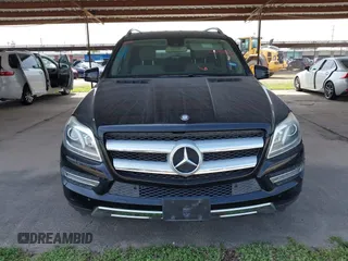 2015 Mercedes-Benz GL-Class GL 450 with VIN 4JGDF6EE2FA513286, listed as a IAAI auction lot 41931230 with 88,492 mi miles. Bid and sale history available at carsss.com. Image 6.