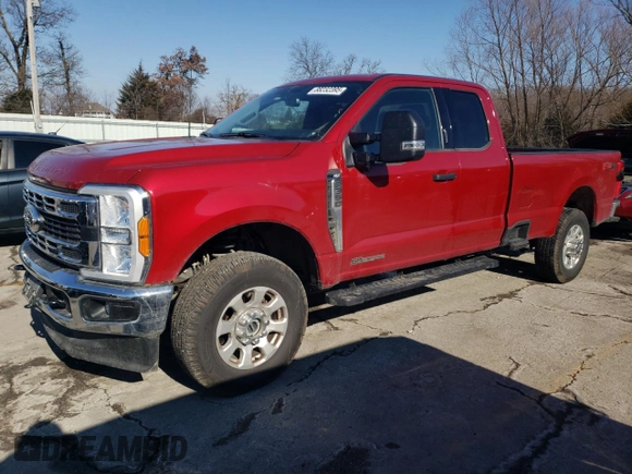 2023 Ford F-350 XL с VIN 1FT8X3BT6PEC05259, выставлен на аукционе Copart как лот 88232395 с пробегом 31 863 миль миль и Списание • Salvage title. История ставок и продаж доступна на DreamBid. Изображение 1.