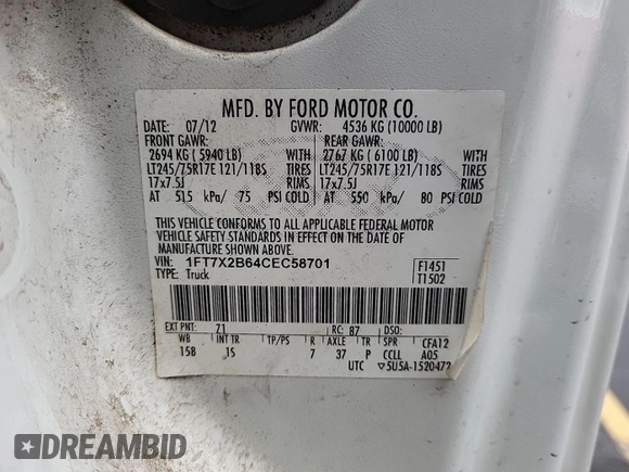 2012 Ford F-250 XL z VIN 1FT7X2B64CEC58701, wystawiony jako IAAI lot #42843909 z przebiegiem 215 931 mil mil oraz . Historia ofert i sprzedaży dostępna na DreamBid. Obrazek 2.