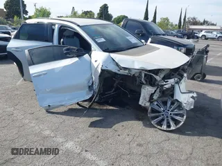 2023 Subaru Solterra Premium z VIN JTMABABA5PA010716, wystawiony jako IAAI lot #42039950 z przebiegiem 20 115 mil mil oraz . Historia ofert i sprzedaży dostępna na DreamBid. Obrazek 1.