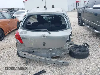 2011 Toyota Yaris with VIN JTDJT4K39B5339761, listed as a IAAI auction lot 40315883 with 1 mi miles. Bid and sale history available at carsss.com. Image 16.