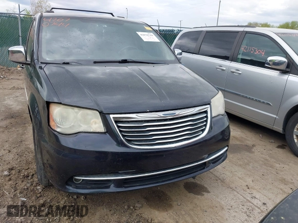 2011 Chrysler Town & Country Touring L with VIN 2A4RR8DG8BR645498, listed as a IAAI auction lot 42070744 with 173,661 mi miles and . Bid and sale history available at carsss.com. Image 10.