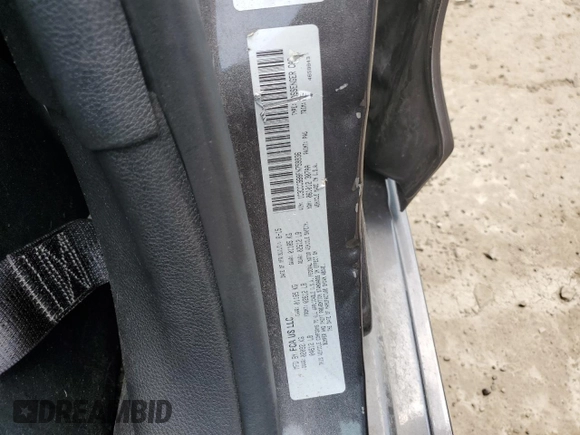2015 Chrysler 200 S with VIN 1C3CCCBB8FN759936, listed as a Copart auction lot 62585775 with 116,487 mi miles and Clean title. Bid and sale history available at DreamBid. Image 12.