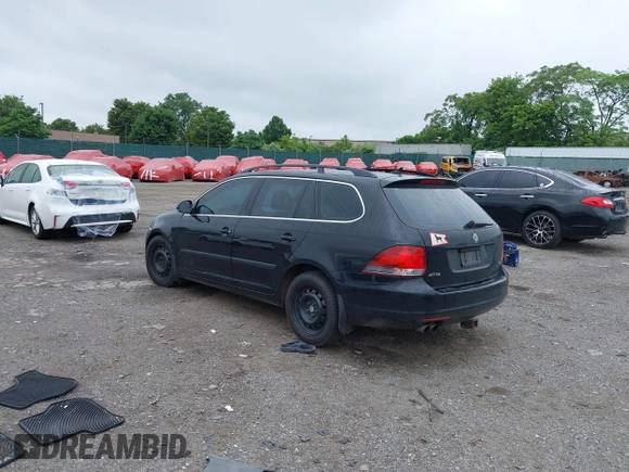 2012 Volkswagen Jetta TDI w/Sunroof & Nav with VIN 3VWPL7AJ2CM634950, listed as a IAAI auction lot 42445319 with 111,436 mi miles and . Bid and sale history available at DreamBid. Image 3.
